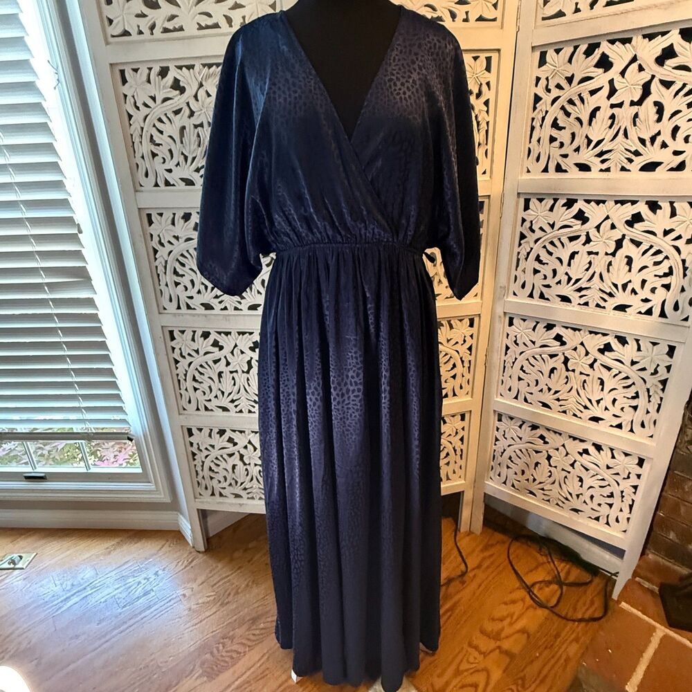 Woman New With Tags Blue V neck Dress Size XXl